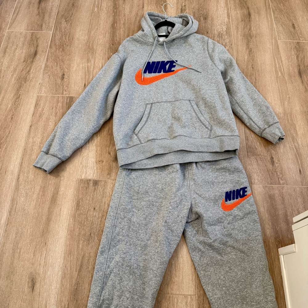 Nike Gray Hoodie w Blue and Orange *** please note Large Hoodie Medium Pants